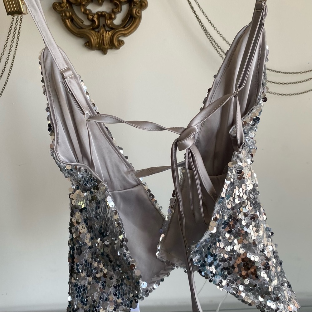 PRINCESS POLLY ROSATON SILVER SEQUIN TOP - Picture 6 of 9